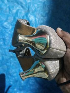 Pointed Heels 👠