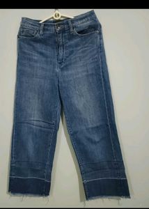 Wide Leg Cropped Jeans