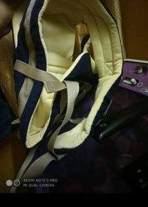 Hurry! Grab Fast!!kids carrier bag Bilkul new h bs ek bar use kia h price negotiate ho jaega...  coz jisko jyada jarurat h waha pahunch sake