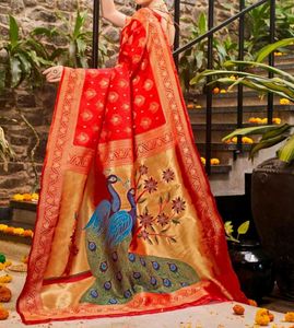 Women's Silk Blend Woven Saree With Blouse Piece