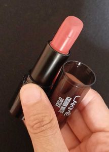 Lakme Cushion Matte Lipstick (Shade- CP10)