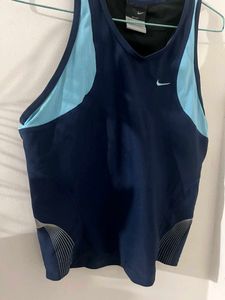 Nike Athletic Tank Top💙 women