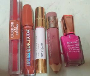lipstick 💄 and lipbalm 👄