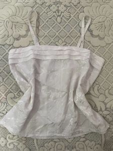 Gorgeous Detailing White Top