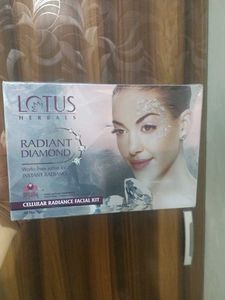 Lotus Herbals Facial Kit