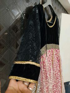 Velvet &amp; Net Pyari Si Gown🤍