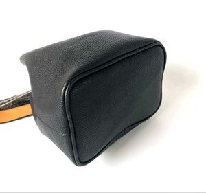 Find Kapoor Designer Bucket Bag