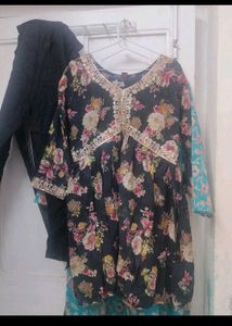 Floral Print Kurti &amp; Pants Set