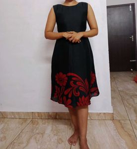 2 sleeveless Frock Set For Womens