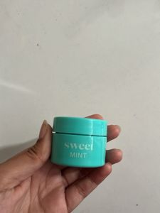 Bath And Body Works Sweet Mint Lip Scrub