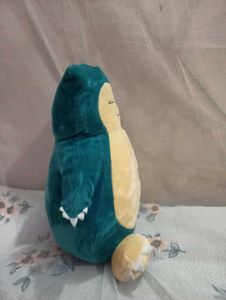 Snorlax pokemon plushie