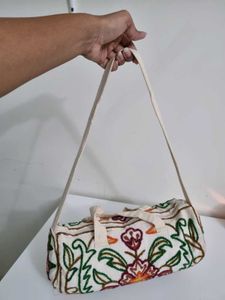 🌸 Handcrafted Kashmiri Embroidered Wool Bag 🌸