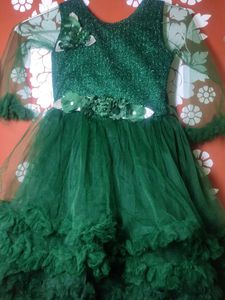 Elegant Green Party Dress