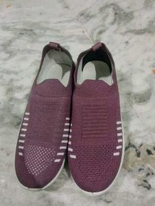 Mauve Slip-on Sneakers