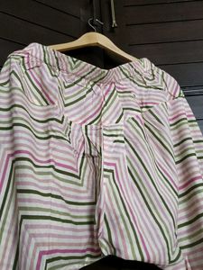 Women Floral Printed Cotton Kurta with Pants