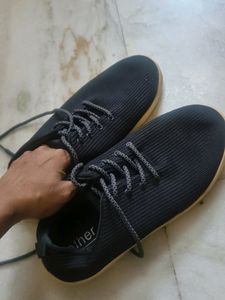 Ether Black Shoes