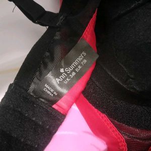 (896) Red &amp; Black Strapless Bra
