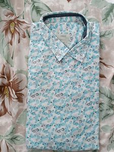 Urban Shirt - Stylish & Comfy