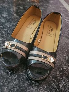 Black Trendy Shoes