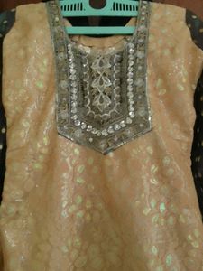 Women&#39;s Top And Pant