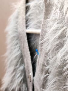 women&#39;s imported cardigan with a Vneck