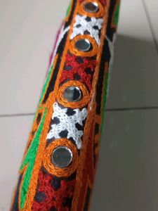 Real Mirrors And Embroidery Clutch Wallet