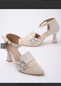 SSS off White Heels