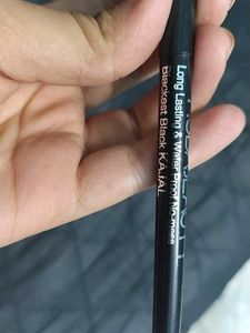 Huda Beauty Black Eyeliner