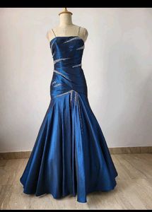 Night event gown