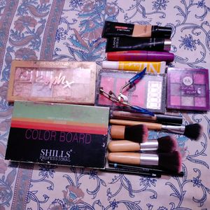 Makeup Combo For Aaliya