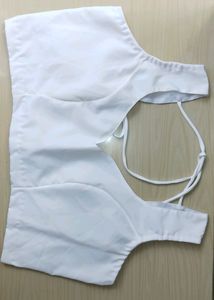 NEW WHITE BACKLESS BLOUSE