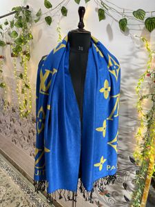 Louis Vuitton Stole Super Soft Semi Winter 🥶