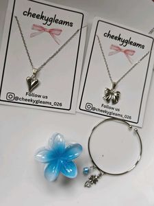 Cheeky Gleams Jewelry Set