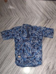 Leaf Print Half-Zip Casual Shirt