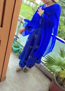 Today Trending Bow Suite Dupptta Kamiz Trouser
