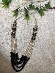 Elegant Black &amp; Pearl Jewelry Set