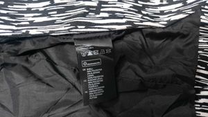 H&amp;M Black &amp; White Blazer