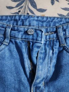 Straight Fit Jeans ✨