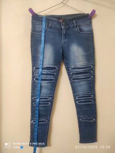 stylish high waisted stracable blue ripped woman j