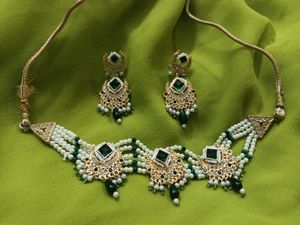 Elegant Green Jewelry Set