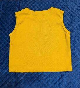 Cute Yellow Crop Top 💛♥️💛