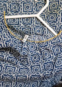 Stylish Blue &amp; Yellow Kurti