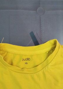 Zudio Yellow Graphic Tee - XS