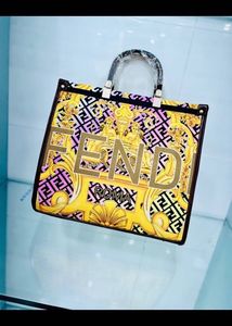 Fendi Tote bag