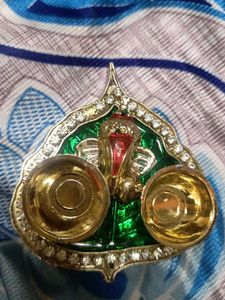 Hindu Ganesh Decorative Tikka Trat