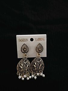 Elegant Antique Gold Earrings Collection
