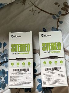😍BRAND NEW SET OF 2 SEALED ORIGINAL HEADPHONES