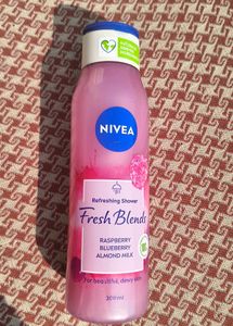 NIVEA Fresh Blends Shower Gel