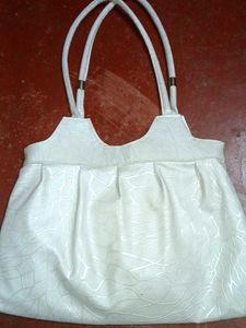 White Shoulder Bag