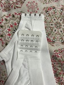 T Shirt Bra White 100cm Size 40 D Cup